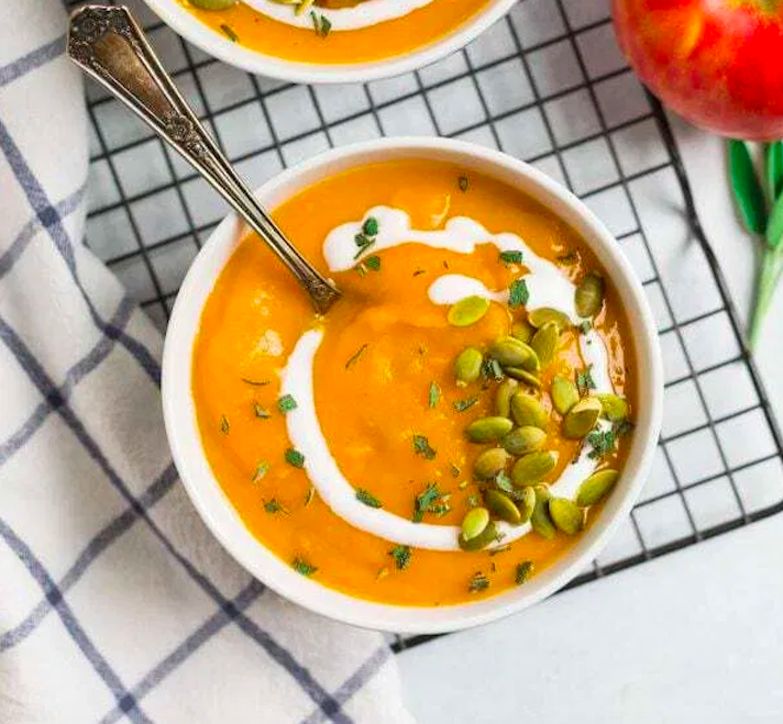 STYLECASTER | 15 Slow-Cooker Butternut Squash Recipes To Try This Fall | Butternut Squash Soup