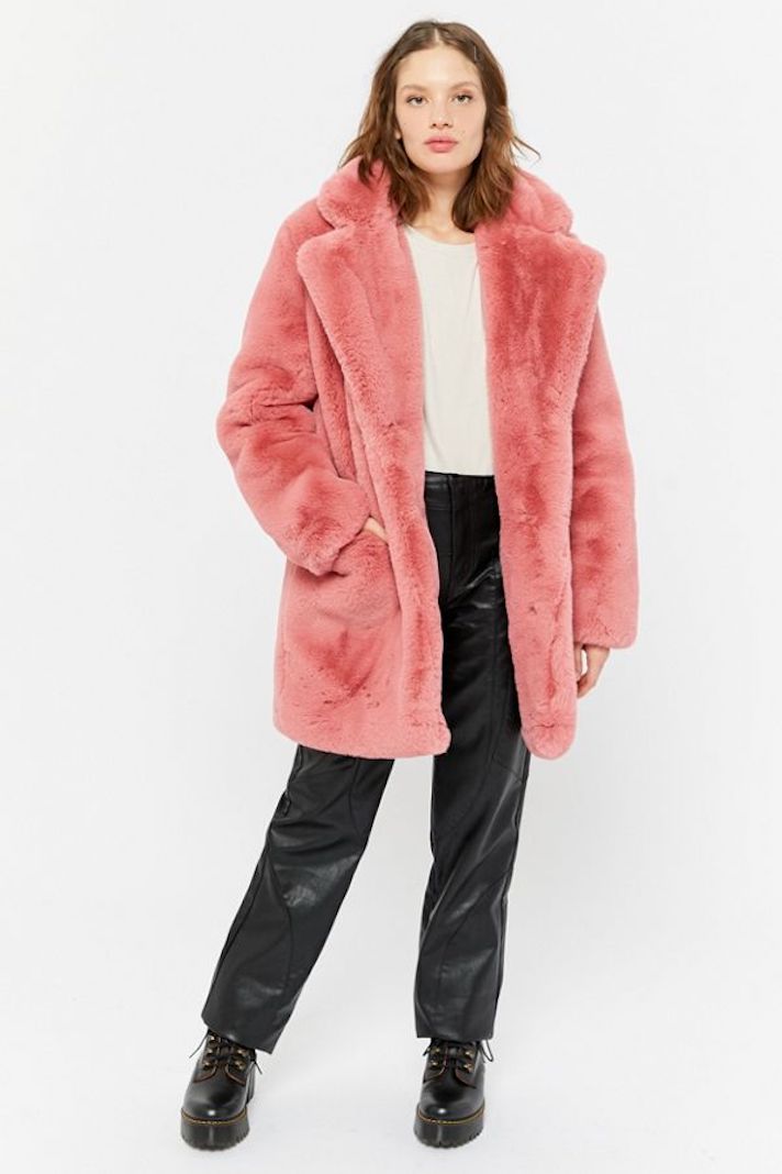 STYLECASTER | Urban Outfitters Black Friday 2019 Sale