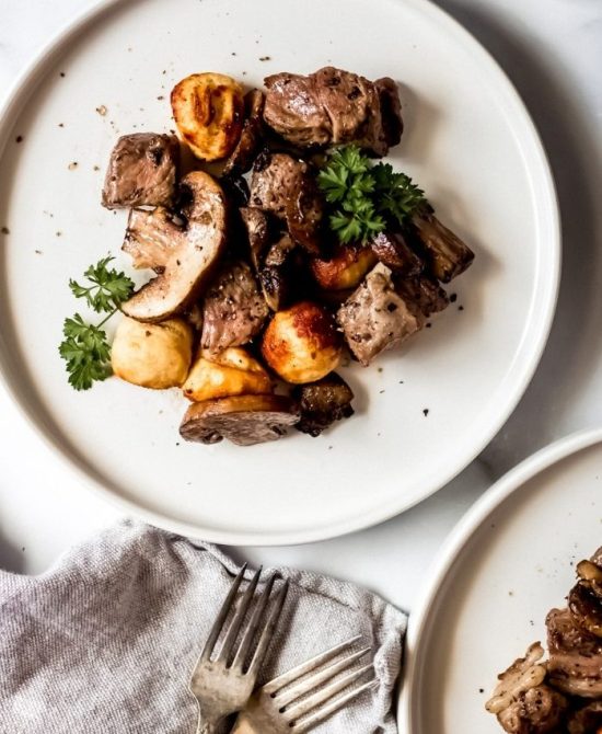 STYLECASTER | Air-Fryer Holiday Recipes | Air Fryer mushroom and steak bites