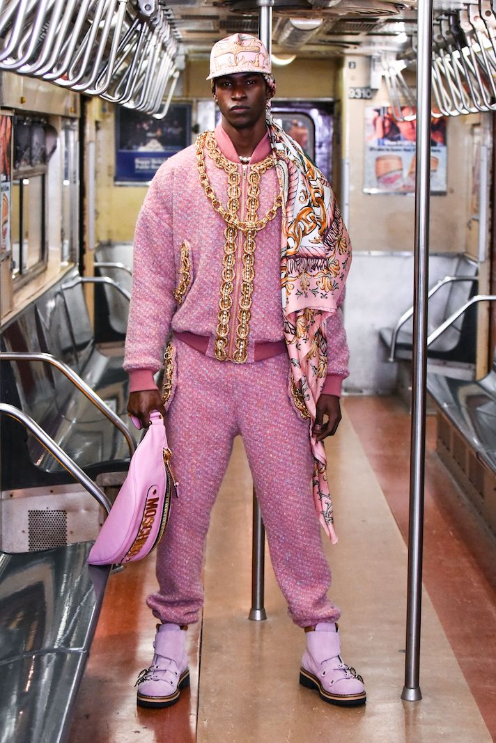 STYLECASTER | Moschino Pre-Fall 2020 Runway