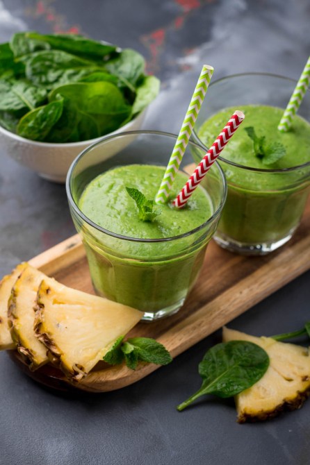 immunity smoothies pineapple spinach
