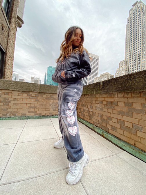 styling sweatpants 2