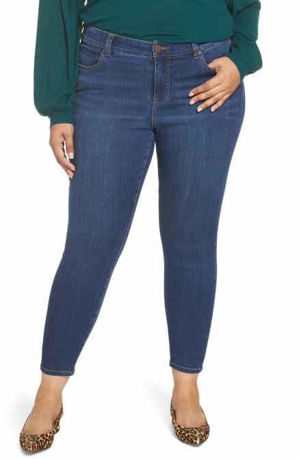 STYLECASTER | Nordstrom Plus-Size Sale 2020 | dark denim skinny jeans