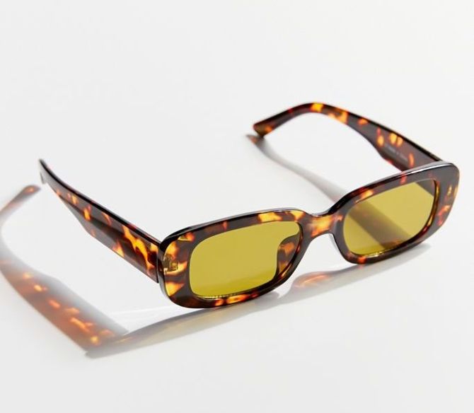 STYLECASTER | Sunglasses Trends 2020