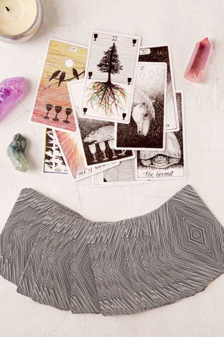 STYLECASTER | zodiac sign tarot decks