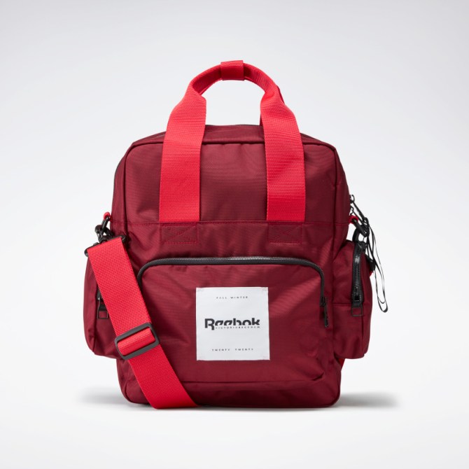 STYLECASTER | Victoria Beckham Reebok Collection