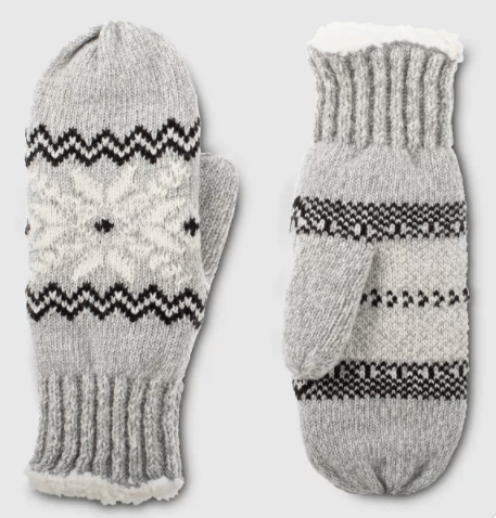 STYLECASTER | Bernie Sanders mittens