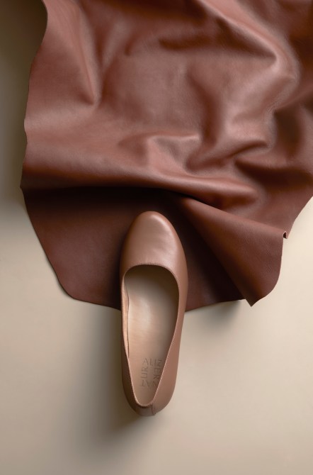 STYLECASTER | Naturalizer True Colors