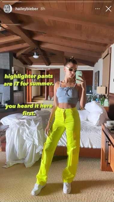 STYLECASTER | Hailey Bieber Highlighter Pants Trend