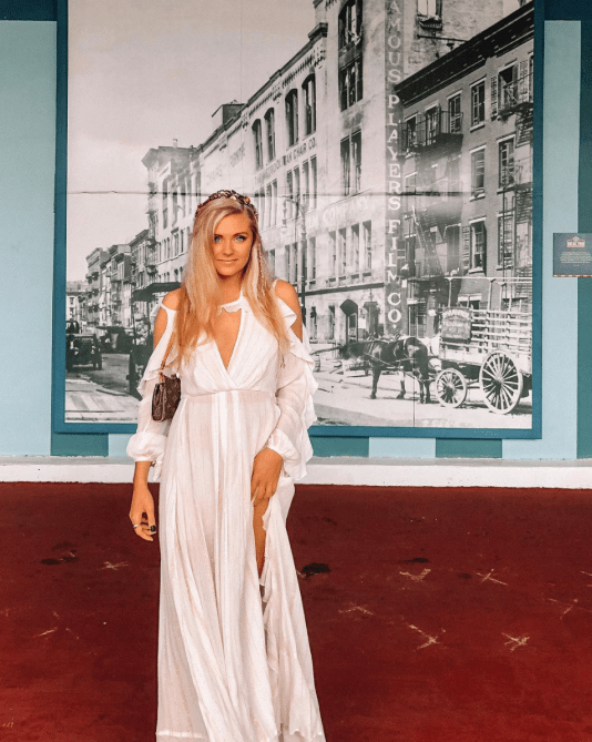 STYLECASTER | Dressing To Look Taller