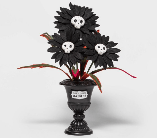 Ghoulish Garden Dreadful Daisies