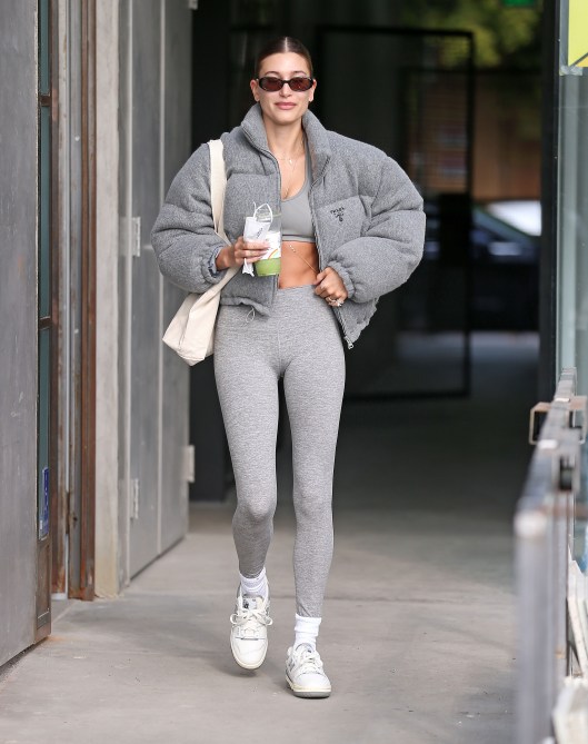 STYLECASTER | Bella Hadid Hailey Bieber Leggings