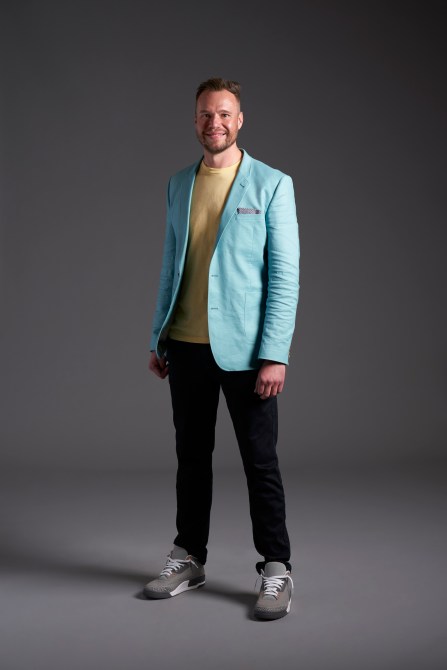 Nick, "Love Is Blind"