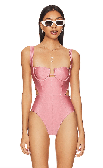 Aura One Piece