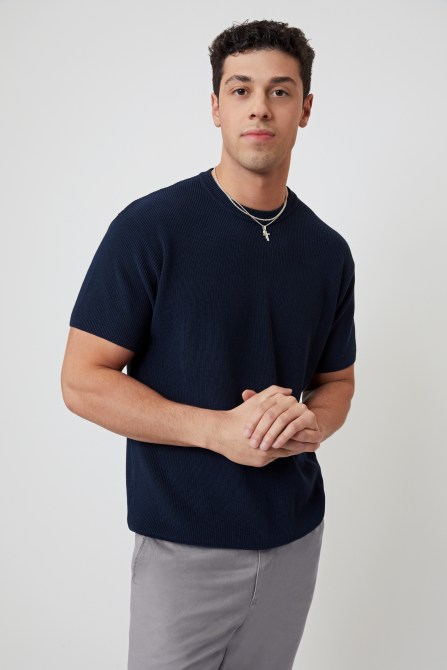 Joey, "The Bachelorette" 2022