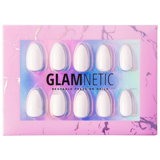 Glamnetic nails