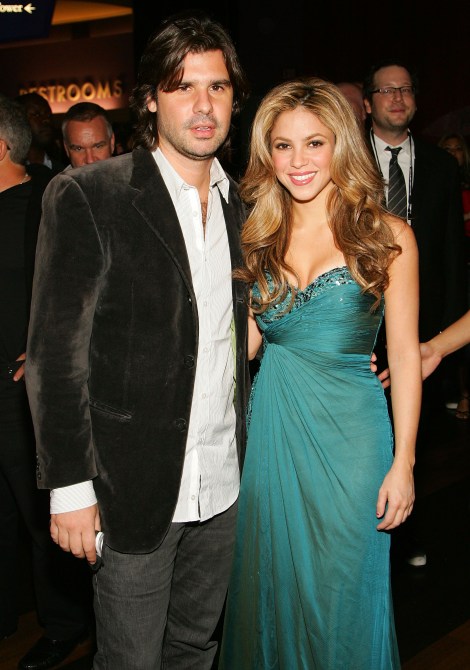 Singer Shakira (R) and Antonio de la Rua arrive at "An Evening of Love", benefitting The Bare Feet Foundation, featuring a special screening of "Love in the Time of Cholera" and a special performance by Shakira held at Rain Nightclub inside the Palms Casino Resort on November 6, 2007 in Las Vegas, Nevada.