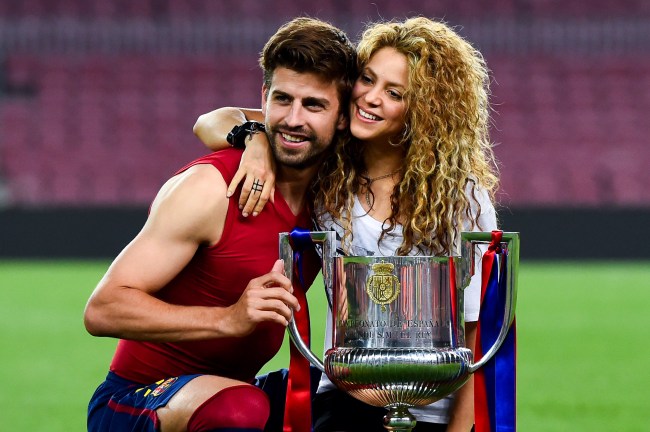 BARCELONA, SPAIN - MAY 30: Gerard Pique of FC Barcelona and Shakira pose with the trophy after FC Barcelona won the Copa del Rey Final match against Athletic Club at Camp Nou on May 30, 2015 in Barcelona, Spain