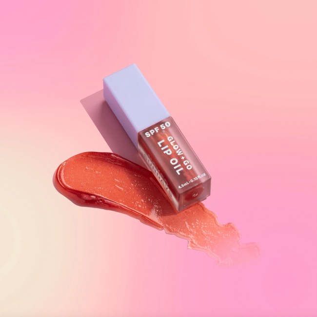 SPF50 Glow + Go Lip Oil in Cherry Pie