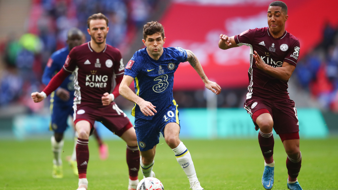 Christian Pulisic of Chelsea with James Maddison and Youri Tielemans of Leicester City at FA Cup Final 2021.