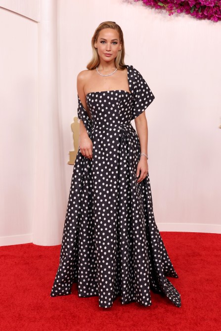 Jennifer Lawrence attends the 96th Annual Academy Awards on March 10, 2024 in Hollywood, California.