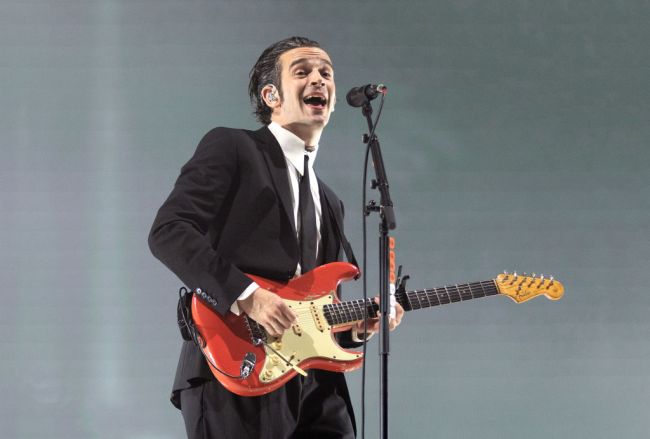 Matty Healy of 1975 performs live on stage at Reading Festival day 3 on August 28, 2022 in Reading, England.