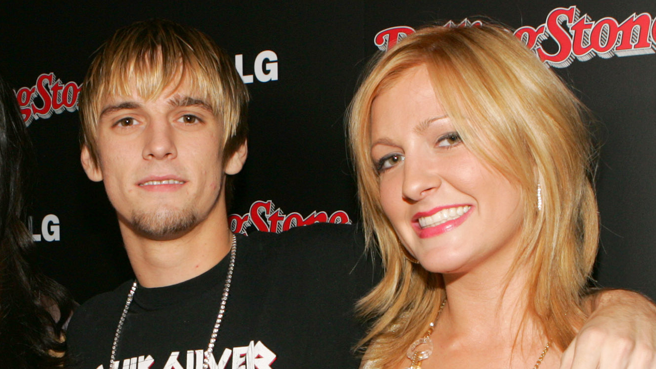 Angel Carter, Aaron Carter, Bobbie Jean Carter and Jon Maron, Senior Director of Marketing, LG