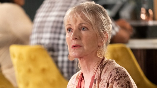 Who should play Evelyn in The Housemaid?