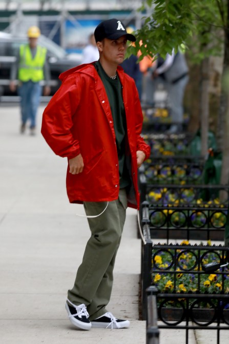 Justin Bieber comes out of his Brooklyn apartment on May 03, 2019 in New York City.