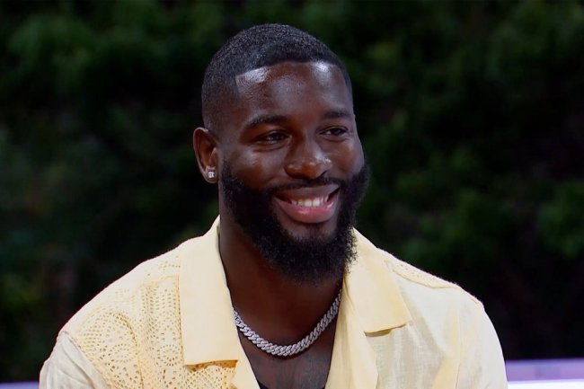 LOVE ISLAND USA -- "Aftersun" Episode 605 -- Pictured: Coye Simmons