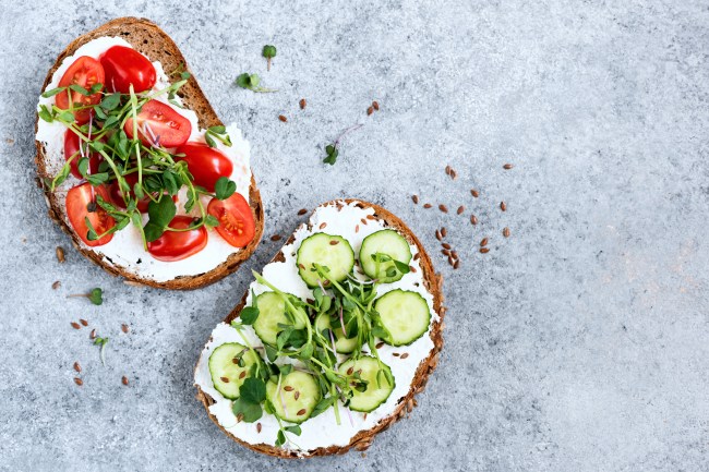 Toasts with cucumber and tomatoes