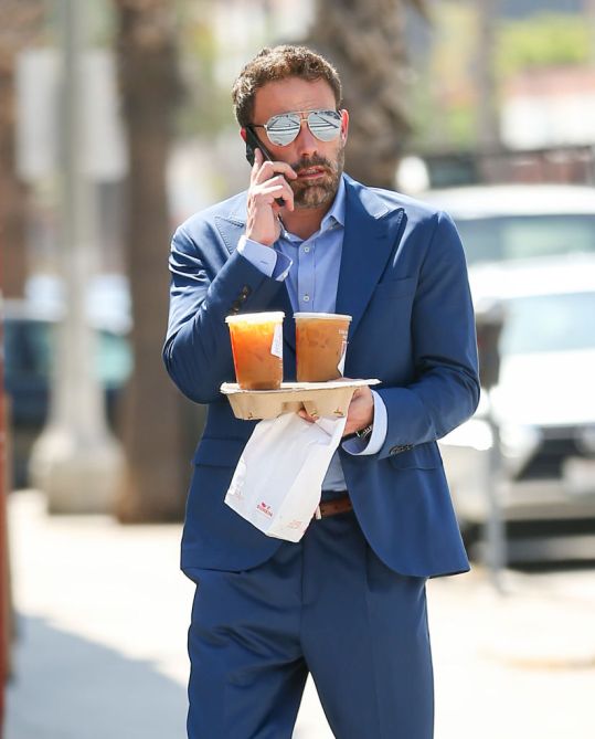 LOS ANGELES, CA - SEPTEMBER 16: Ben Affleck is seen on September 16, 2022 in Los Angeles, California.