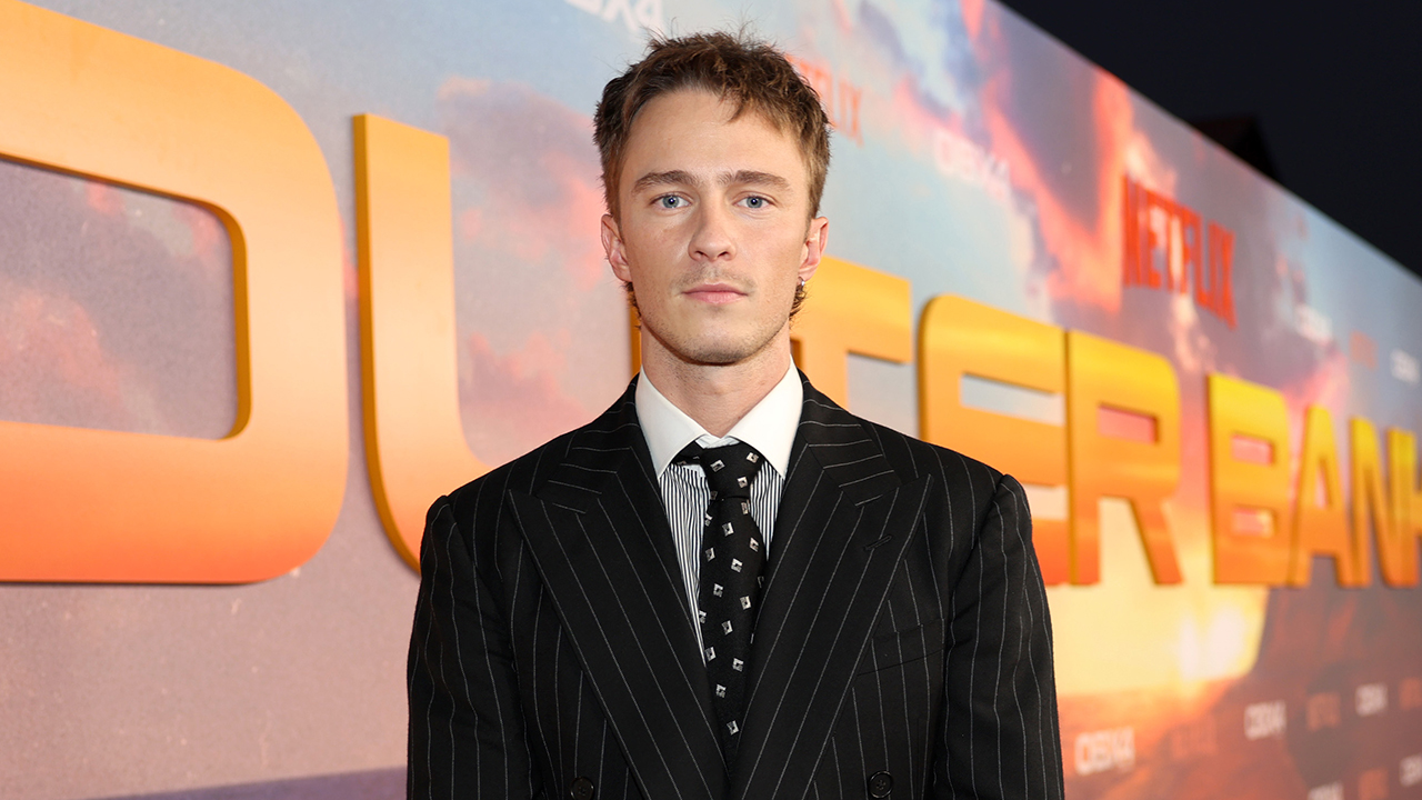 Drew Starkey attends the Outer Banks Season 4 Charleston World Premiere on October 08, 2024 in Charleston, South Carolina