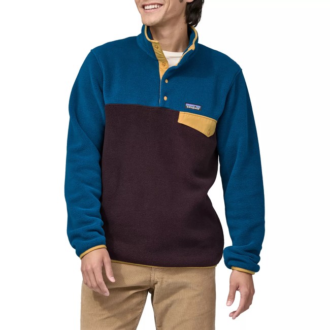 Lightweight Synchilla Snap-T Fleece Pullover in Obsidian Plum