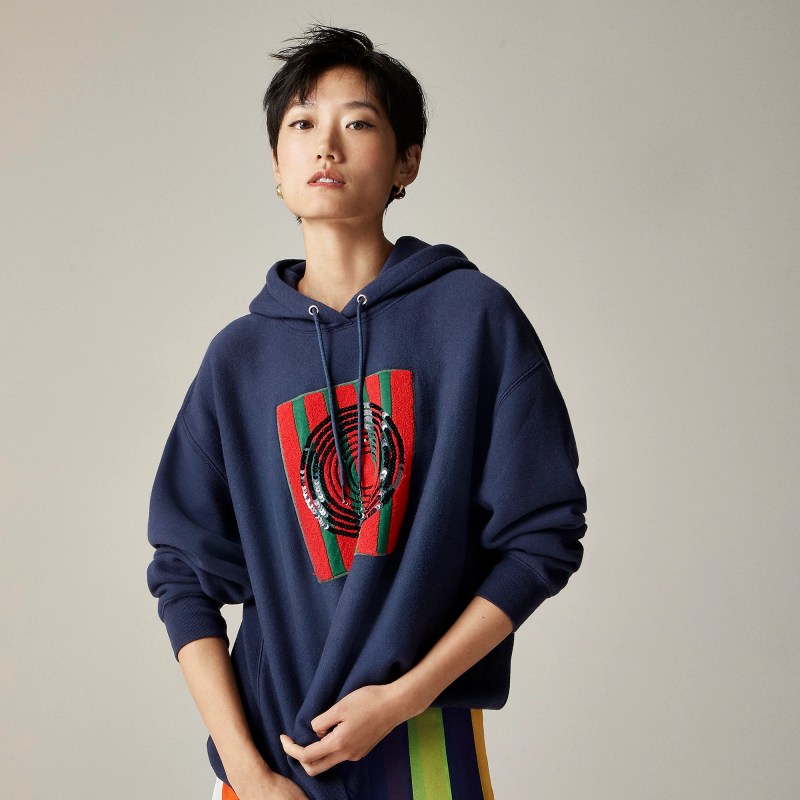 Sweater Trends 2025: Sweatshirts, Sheer Sweaters, and Short Sleeves