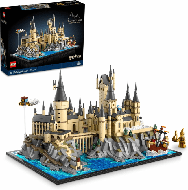 LEGO Harry Potter Hogwarts Castle and Grounds Building Set