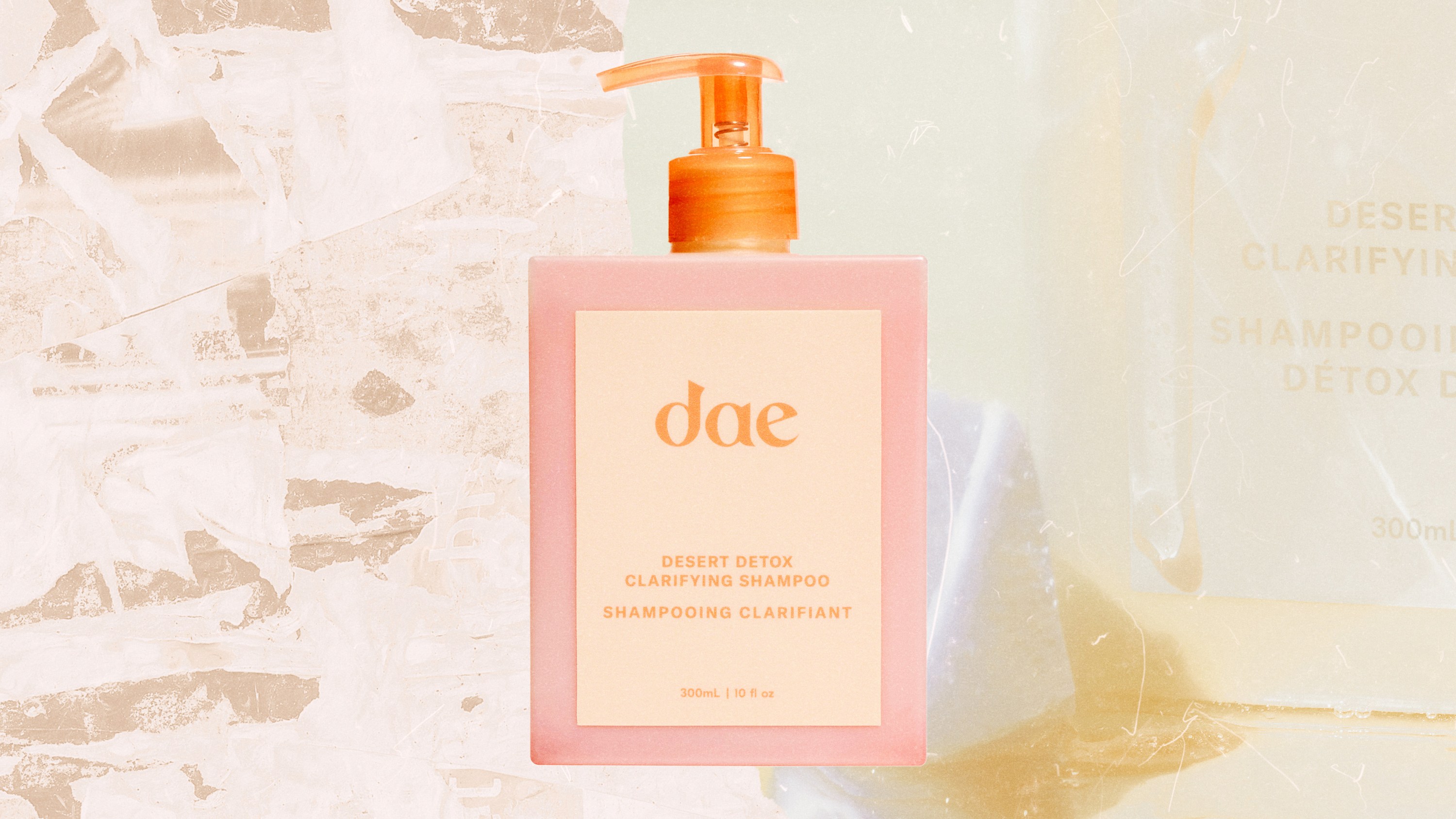 Dae Desert Detox Clarifying Shampoo in a pink bottle.