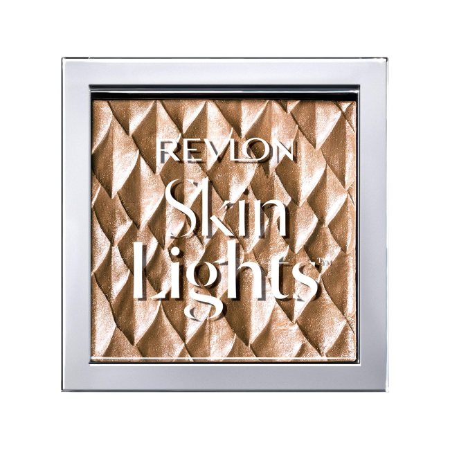 Revlon Skinlights Prismatic Highlighter in Daybreak Glimmer in a silver compact.