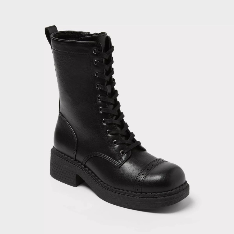 Boot Trends 2025: The Hottest Styles 