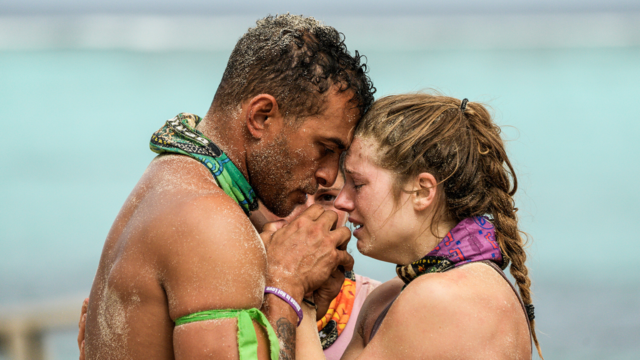 Joe and Eva in Survivor 48