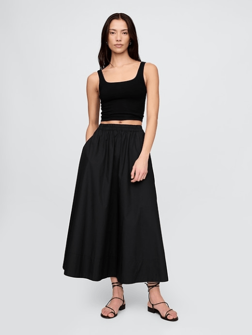 A model wearing the GAP Poplin Maxi Skirt in black